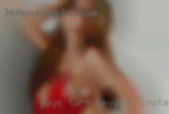 Guys turn sexy on instant message.