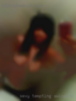 Sexy tempting swingers girls nude in Kentwood.